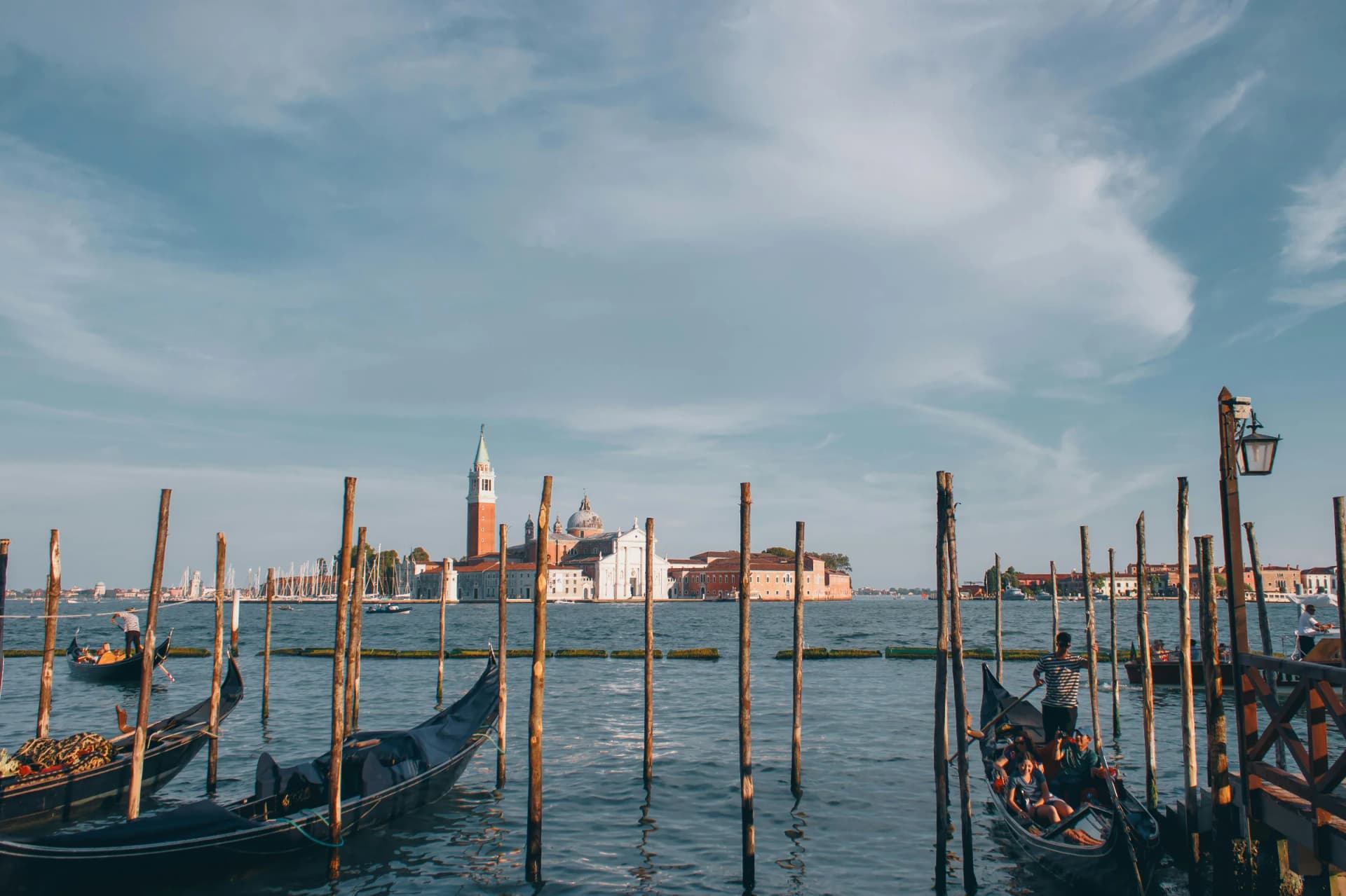 Венецианская лагуна: прогулка на катере с русским гидом – Venice, Italy
