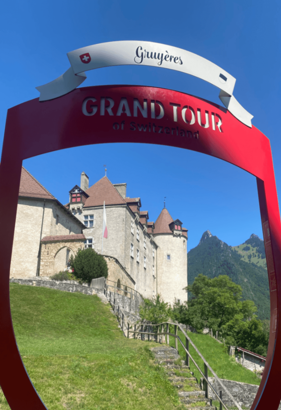 Грюер на автомобиле: Сыр и шоколад – Gruyères, Switzerland