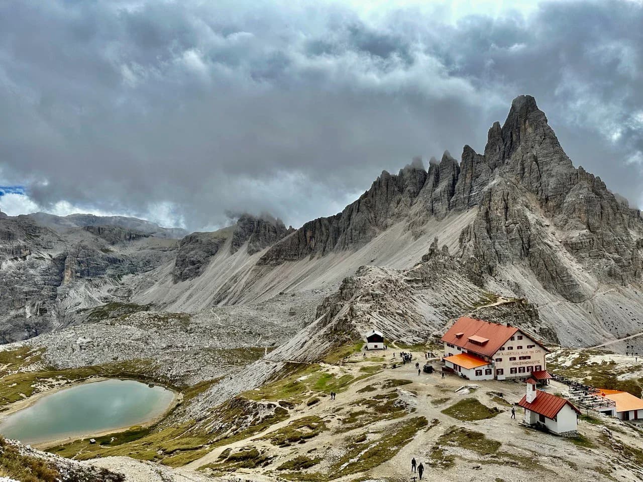 Визитная карточка Доломитовых Альп - Три Вершины (Tre Cime di Lavaredo )+ озера Мизурина и Ауронцо