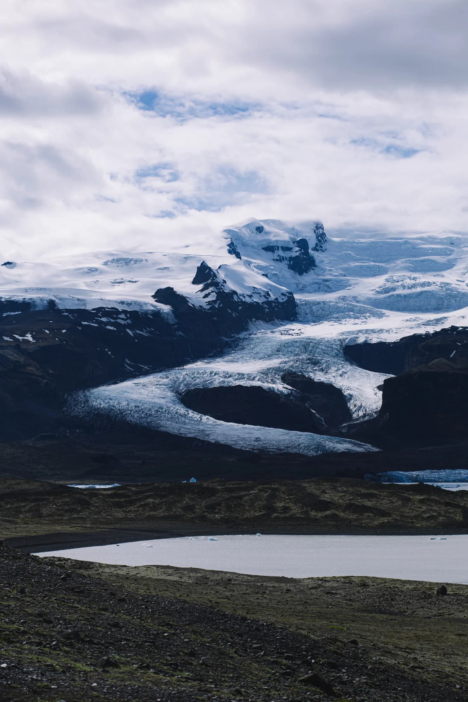 Весенняя Исландия - 5 дней по Золотому кольцу, ледникам и чёрным пляжам