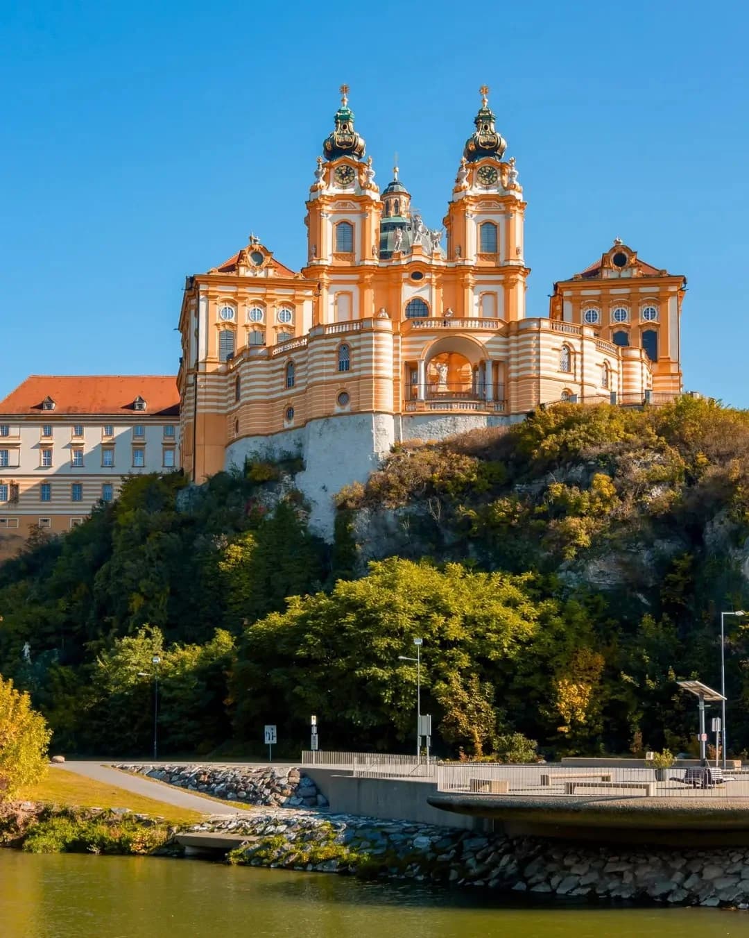 Долина Вахау и Аббадство Мельк – Prague, Czech Republic – photo 2