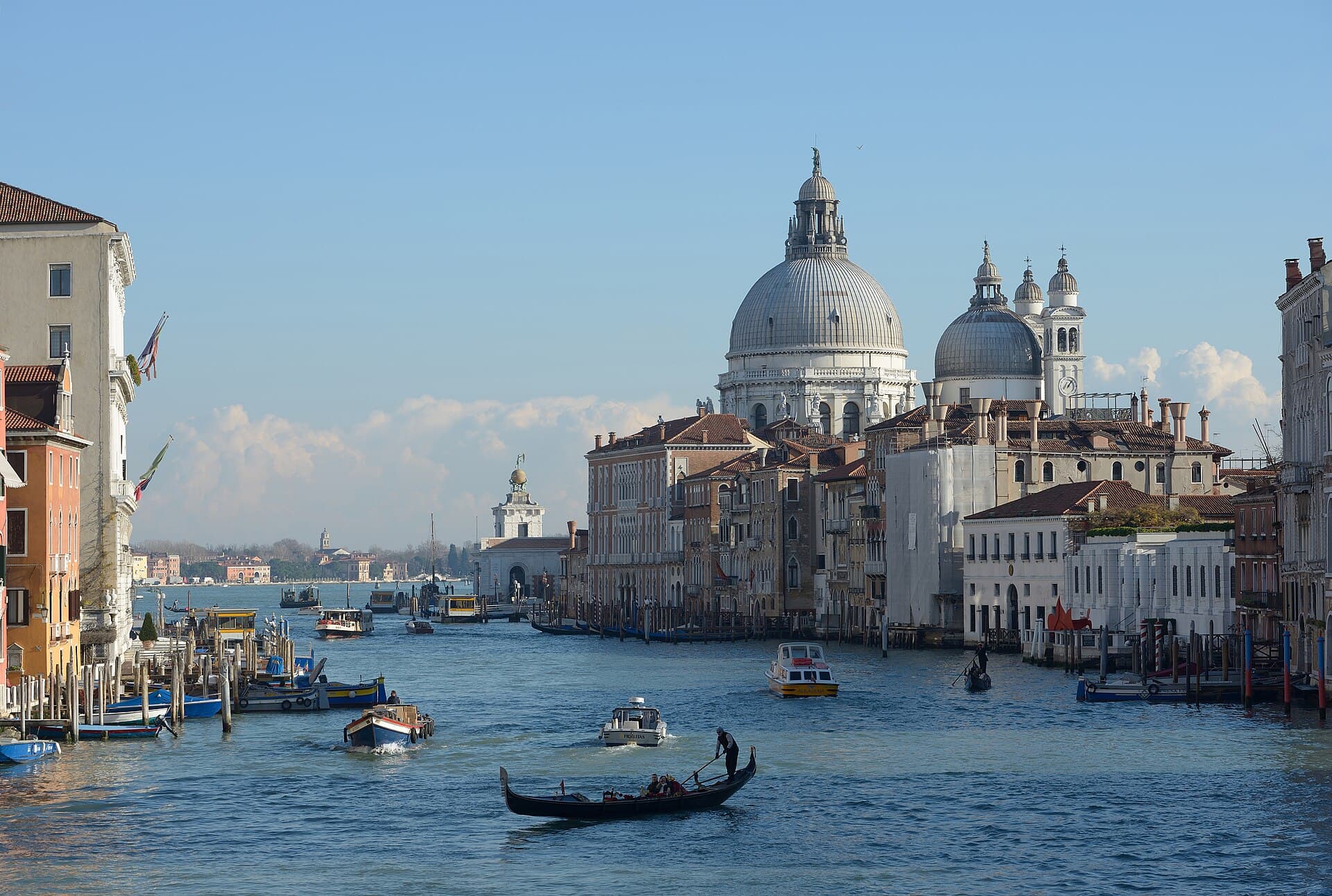 Гранд-канал в Венеции: экскурсия на индивидуальном катере с гидом – Venice, Italy – photo 2
