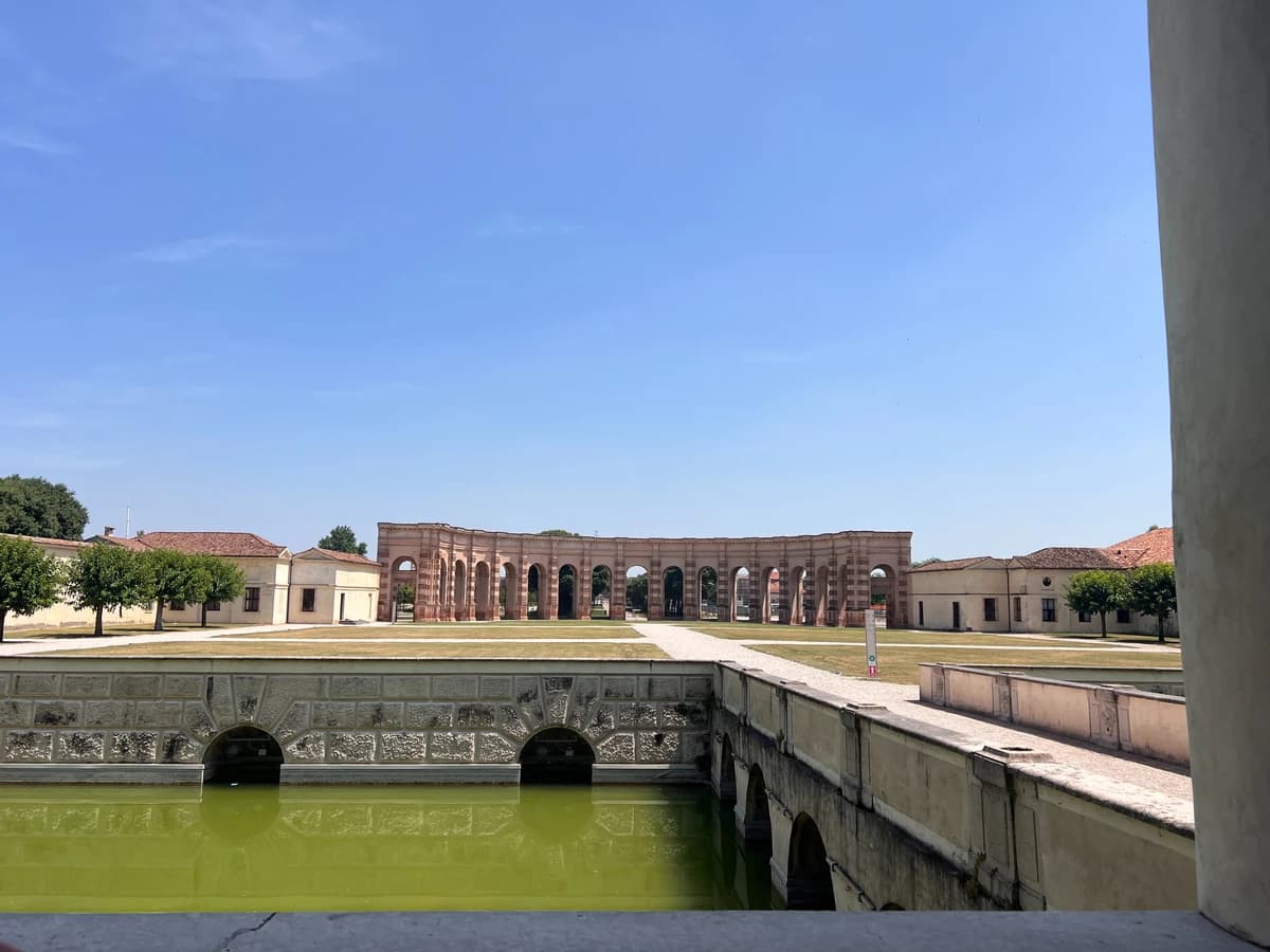Мантуя и Палаццо Те: иллюзии, страсти и мифы – Mantua, Italy – photo 3