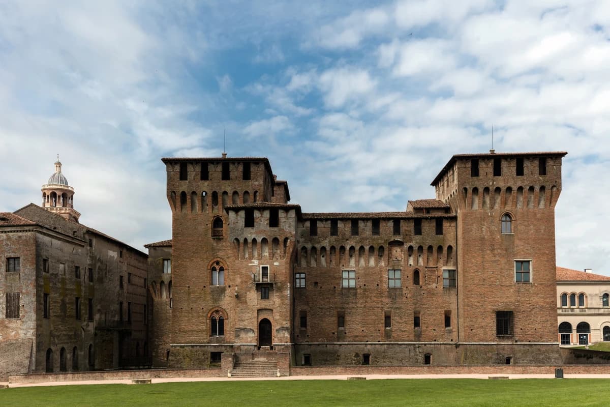 Авторская экскурсия «Мантуя: все загадки династии Гонзага» – Mantua, Italy – photo 2