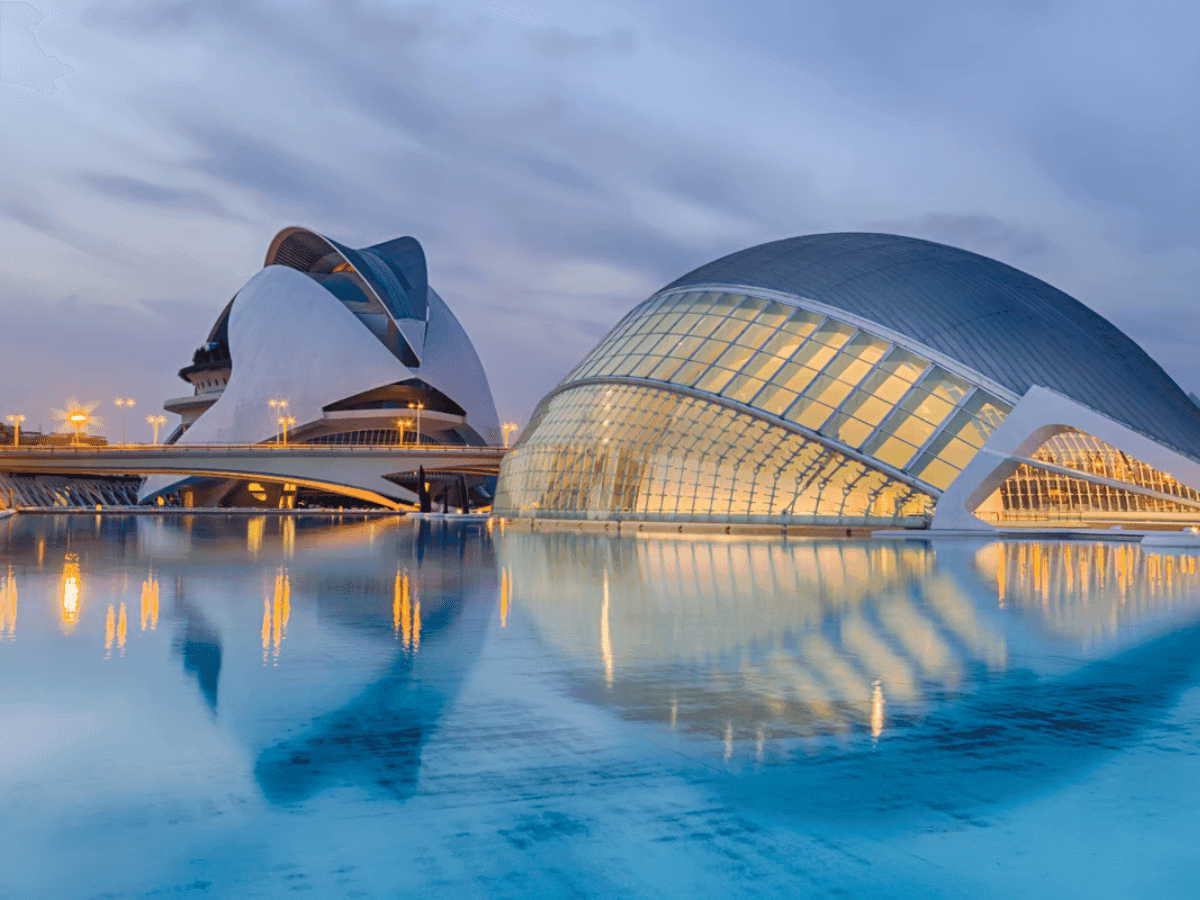 Валенсия. Искусство, море и паэлья – Valencia, Spain